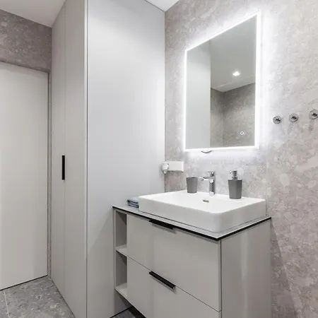 3 Bedroom Apart/24h Self Check In/free Parking/up To 6 People/ * Vilnius